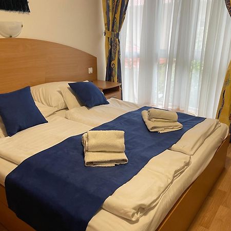 Amore Apartmanhaz Siófok Exteriér fotografie