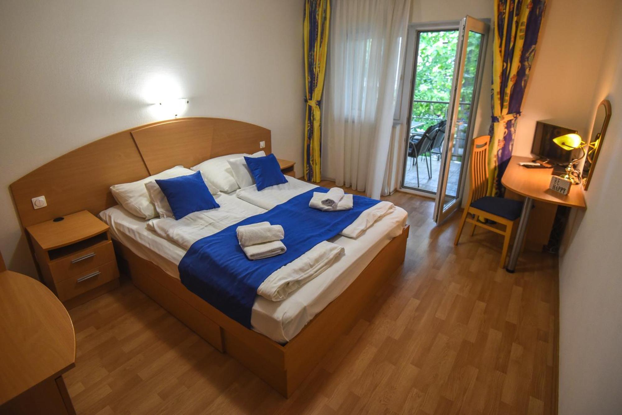 Amore Apartmanhaz Siófok Exteriér fotografie